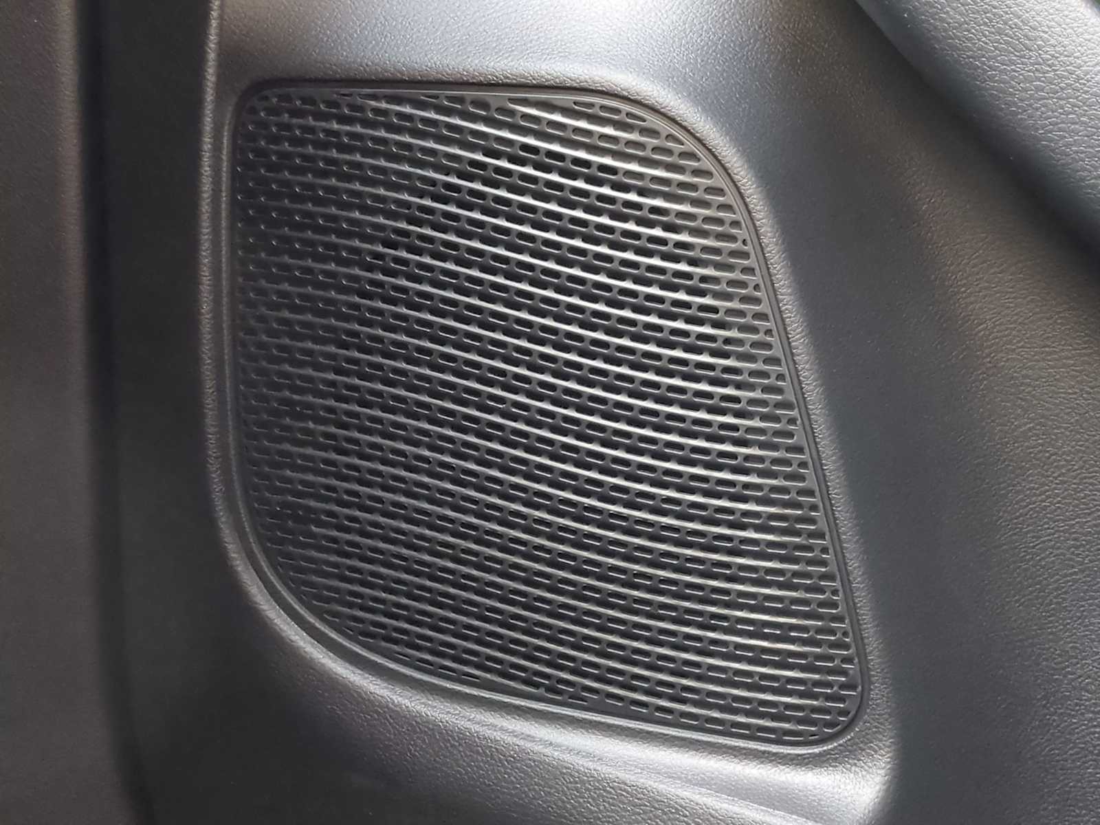 Thumbnail: 2026 Chrysler Pacifica - 31