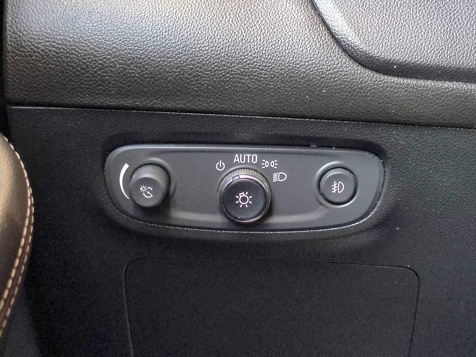 Thumbnail: 2021 Buick Encore GX - 36