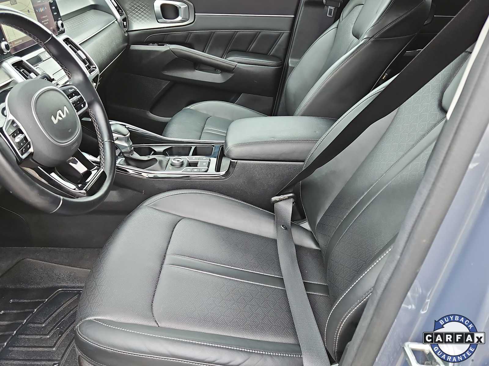 Thumbnail: 2022 Kia Sorento - 24