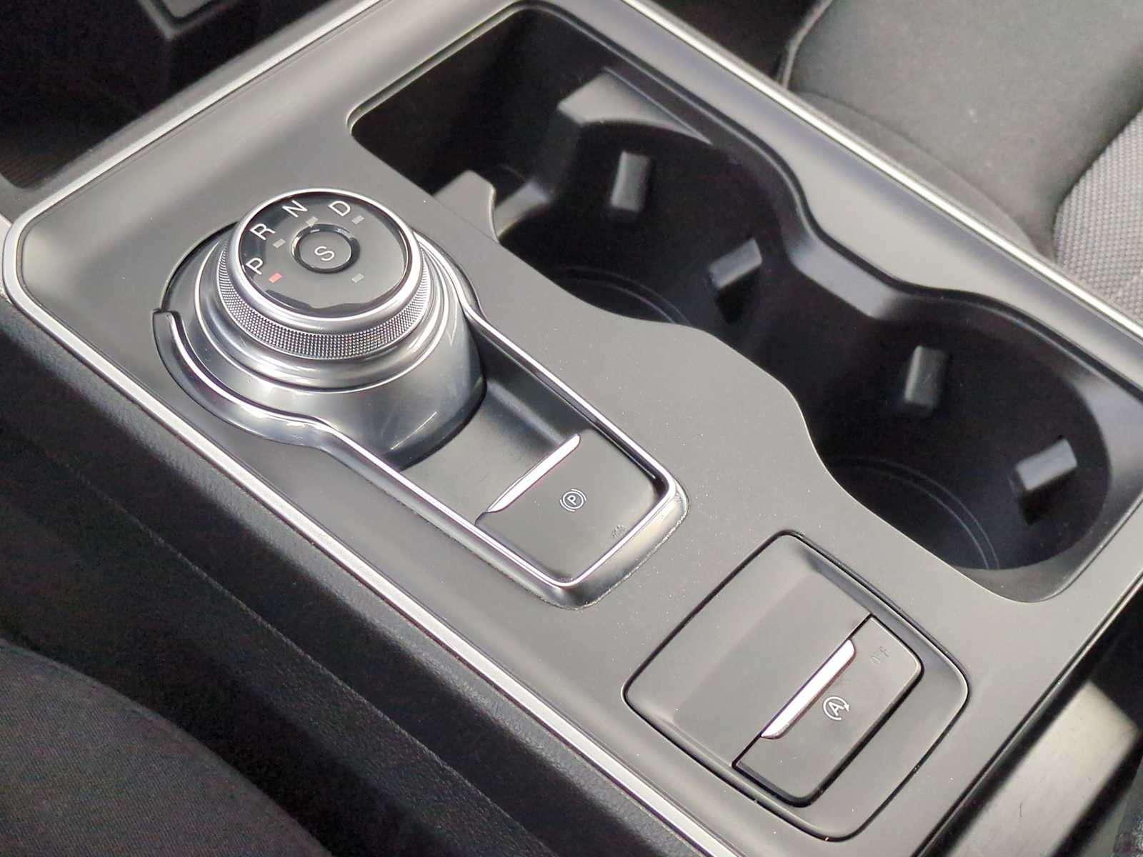 Thumbnail: 2023 Ford Edge - 33