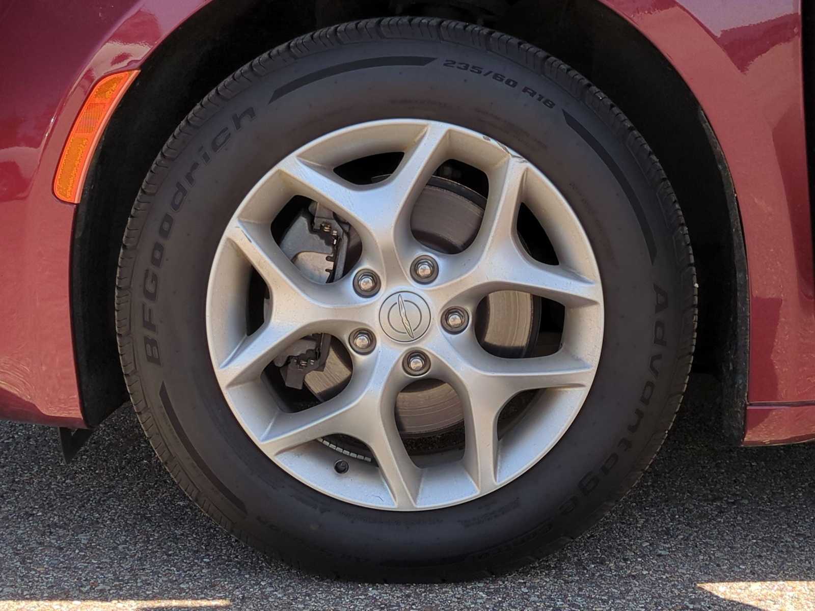 Thumbnail: 2020 Chrysler Pacifica - 14