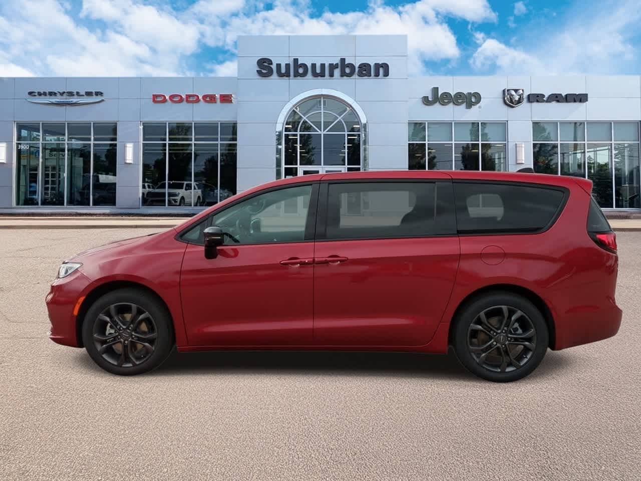 Thumbnail: 2026 Chrysler Pacifica - 5