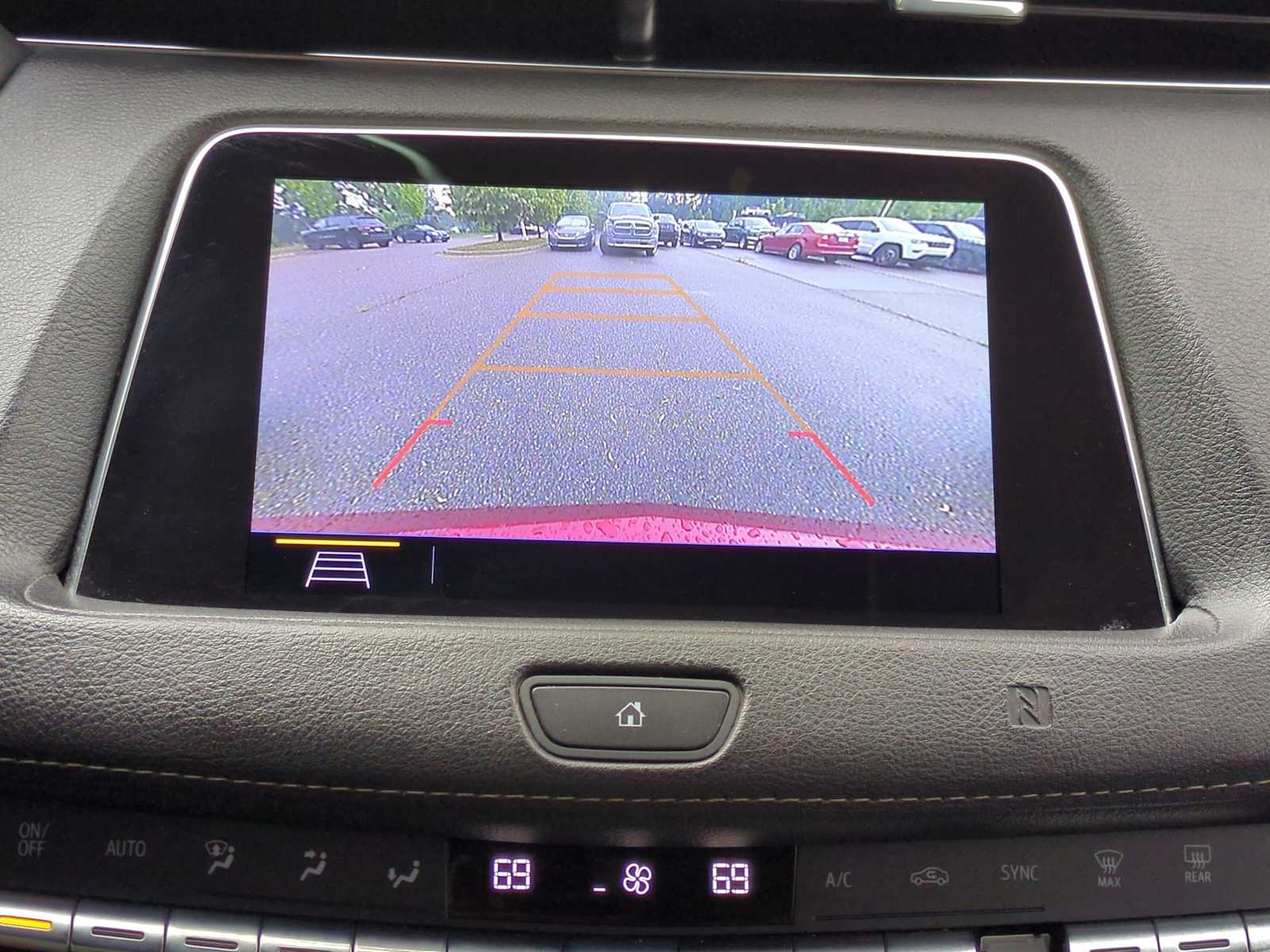 Thumbnail: 2019 Cadillac XT4 - 32