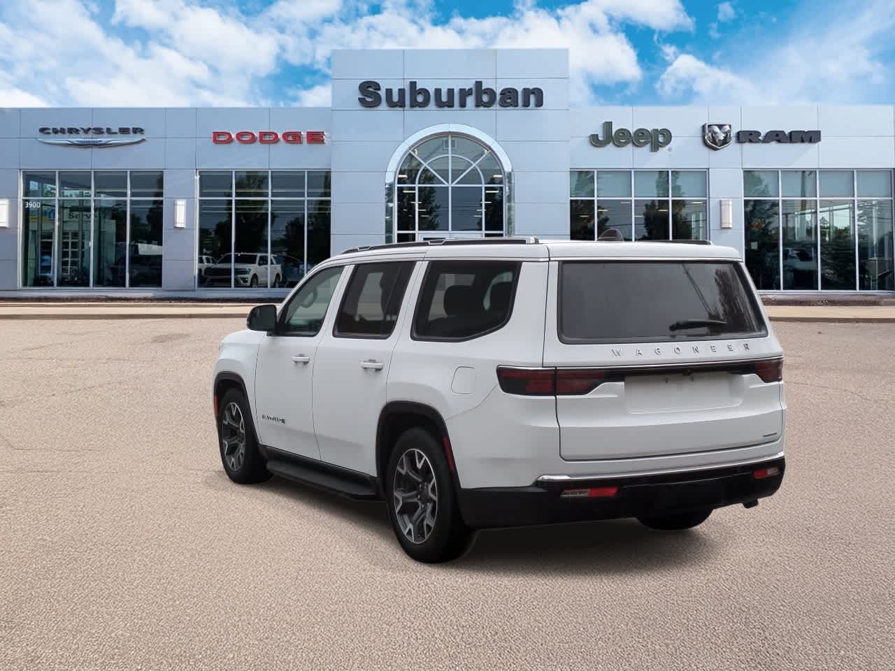 Thumbnail: 2024 Jeep Wagoneer - 6