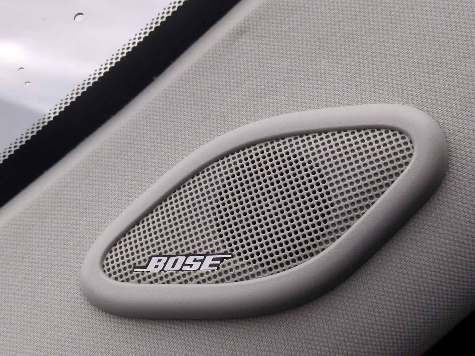 Thumbnail: 2013 Cadillac Escalade - 31