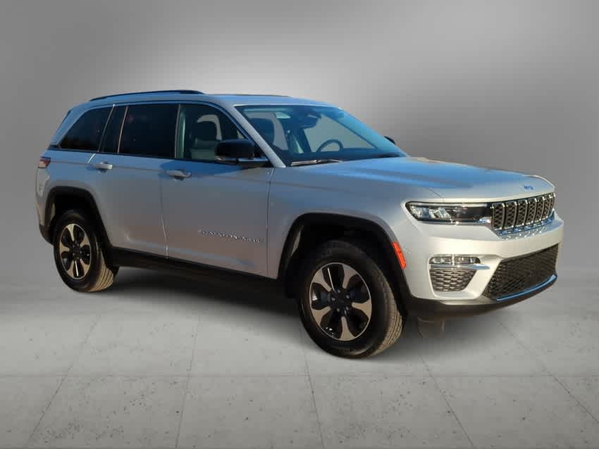 Thumbnail: 2024 Jeep Grand Cherokee - 2