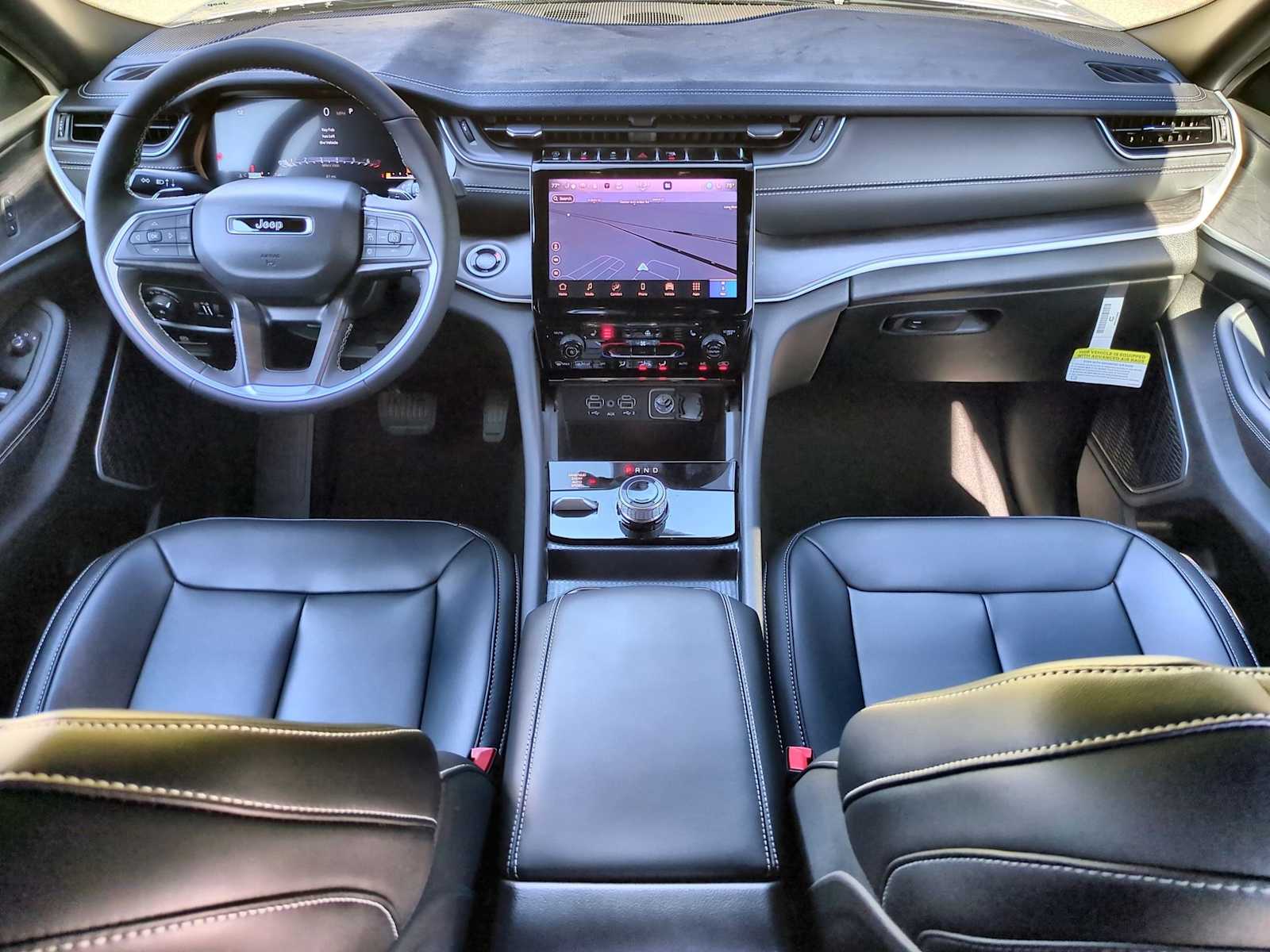 Thumbnail: 2025 Jeep Grand Cherokee - 15