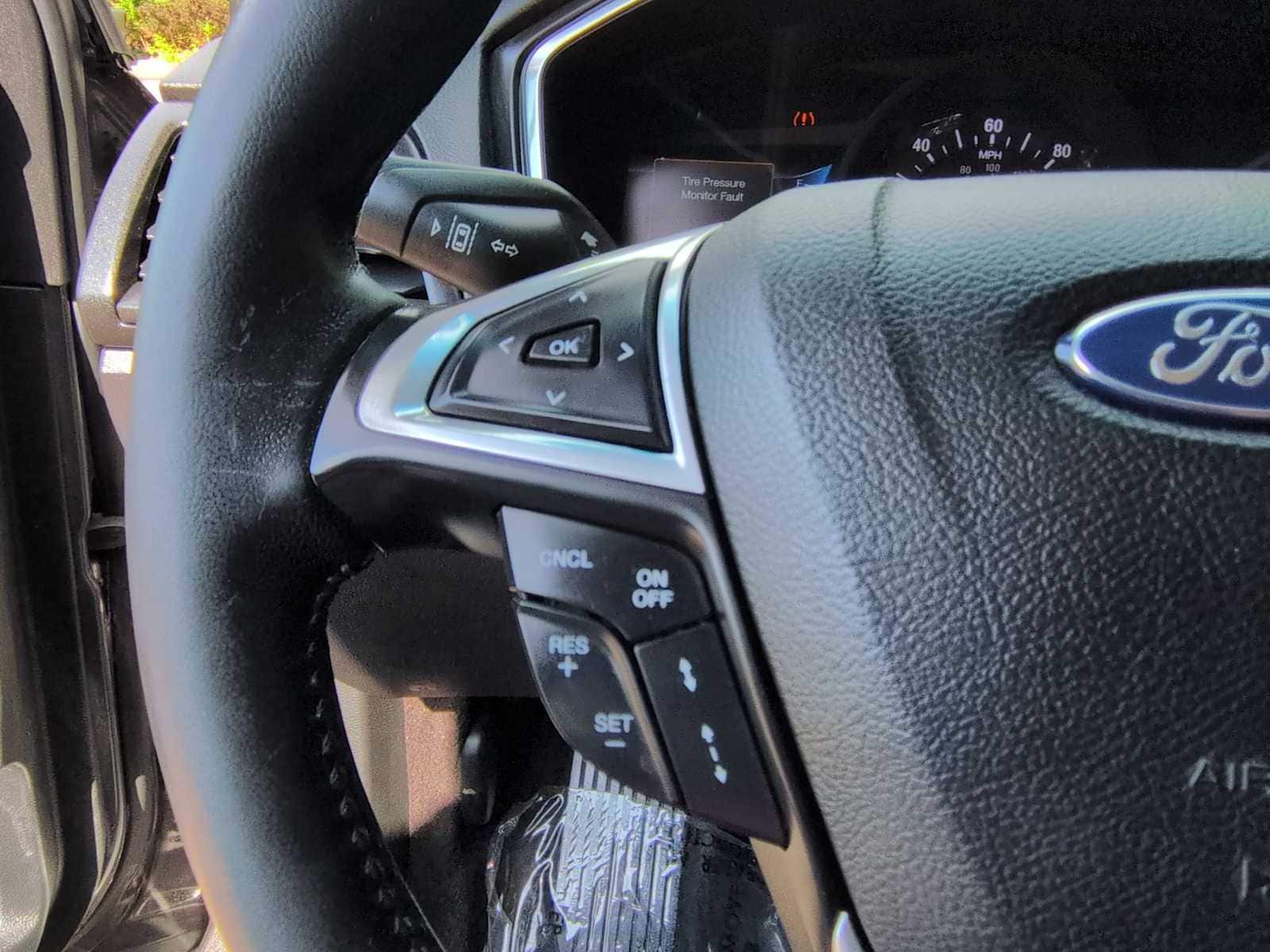 Thumbnail: 2017 Ford Fusion - 26