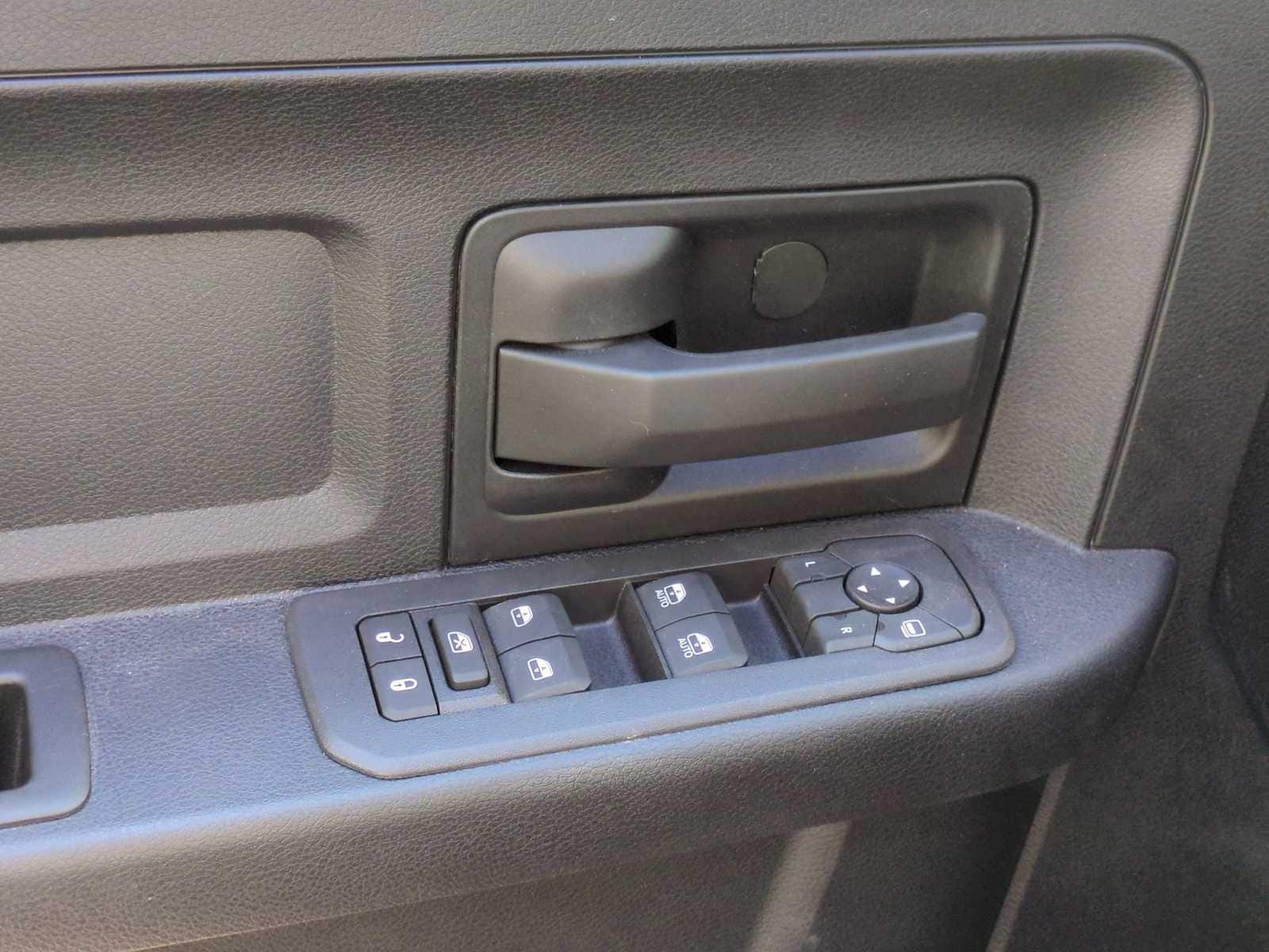 Thumbnail: 2025 RAM 2500 - 38