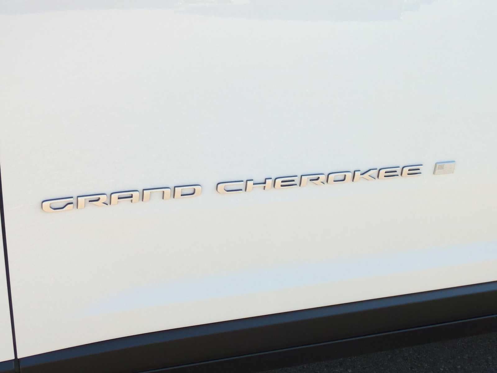 Thumbnail: 2025 Jeep Grand Cherokee - 13