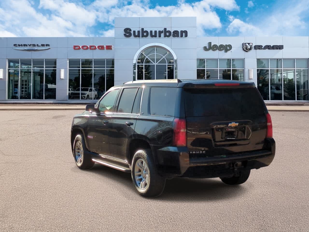 Thumbnail: 2019 Chevrolet Tahoe - 6