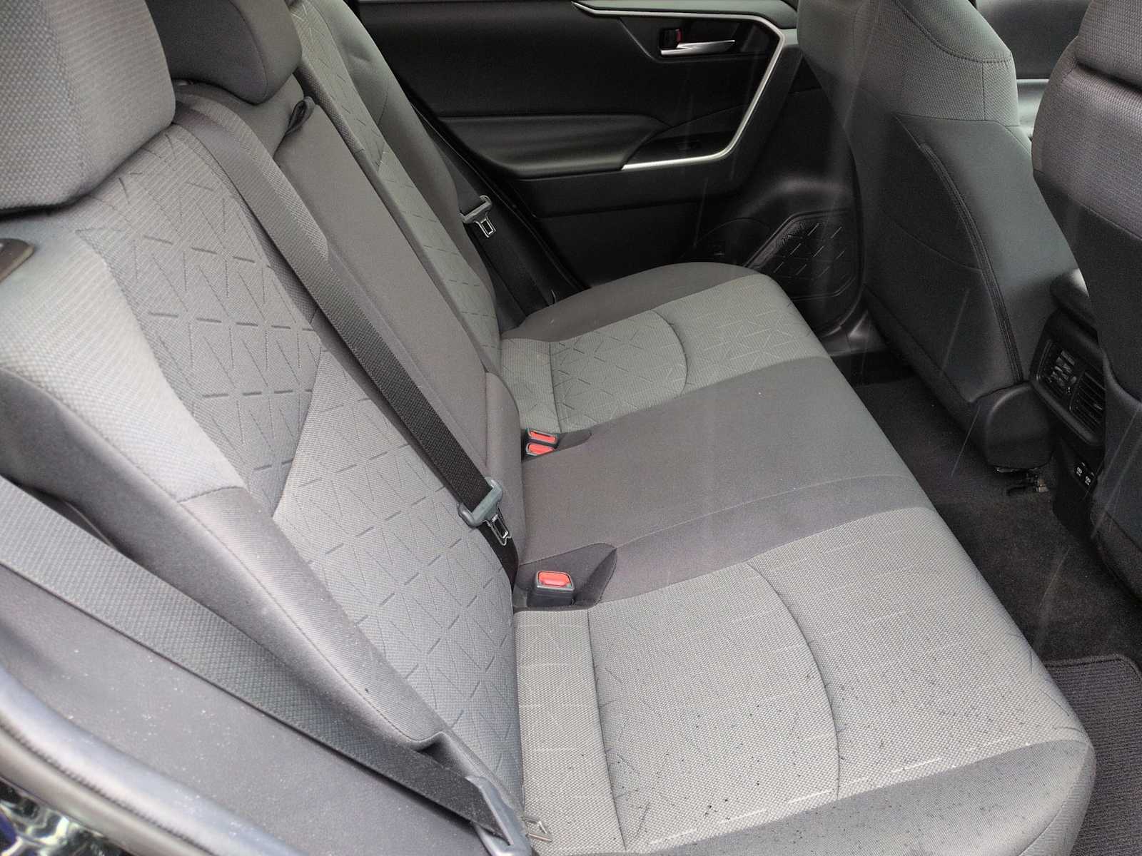 Thumbnail: 2020 Toyota RAV4 - 22