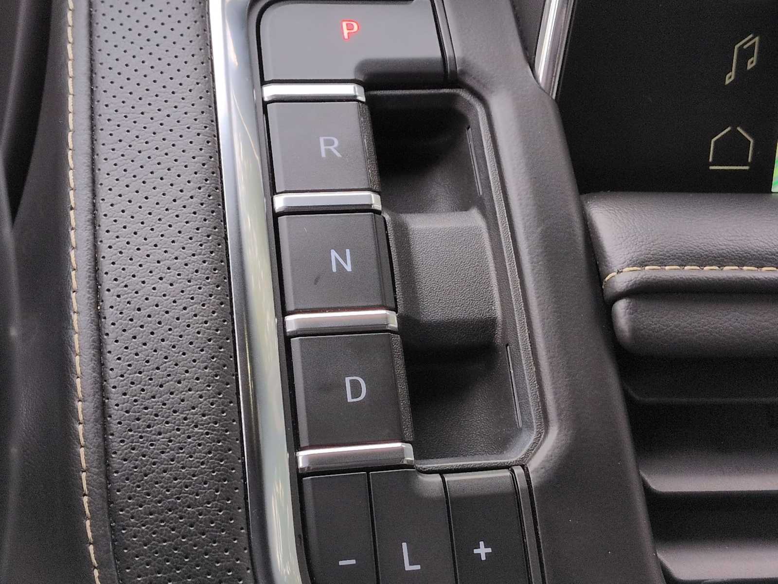 Thumbnail: 2022 GMC Yukon XL - 35