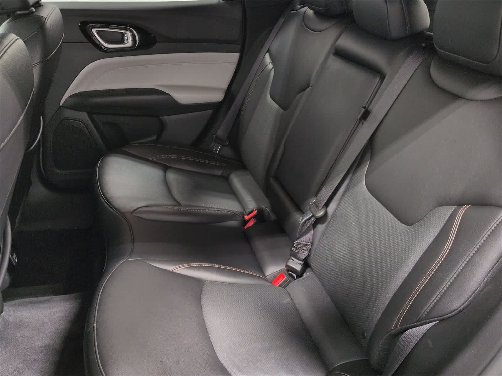 Thumbnail: 2023 Jeep Compass - 20