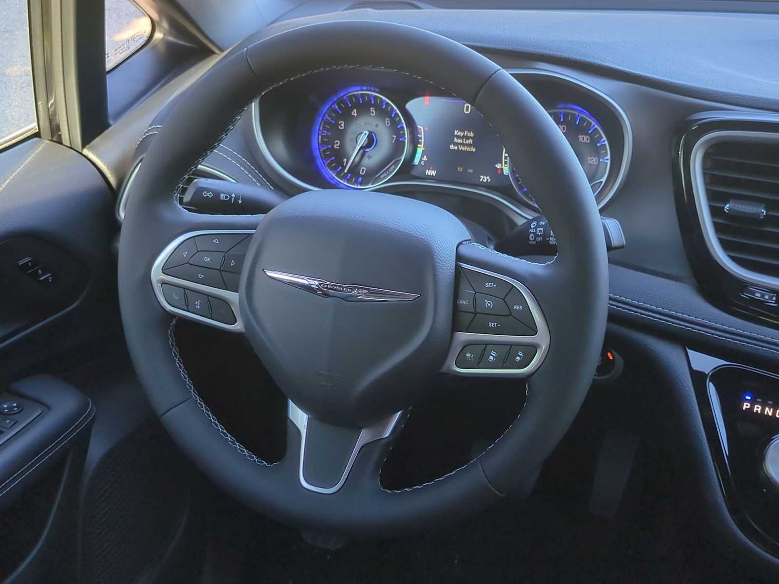 Thumbnail: 2026 Chrysler Pacifica - 24