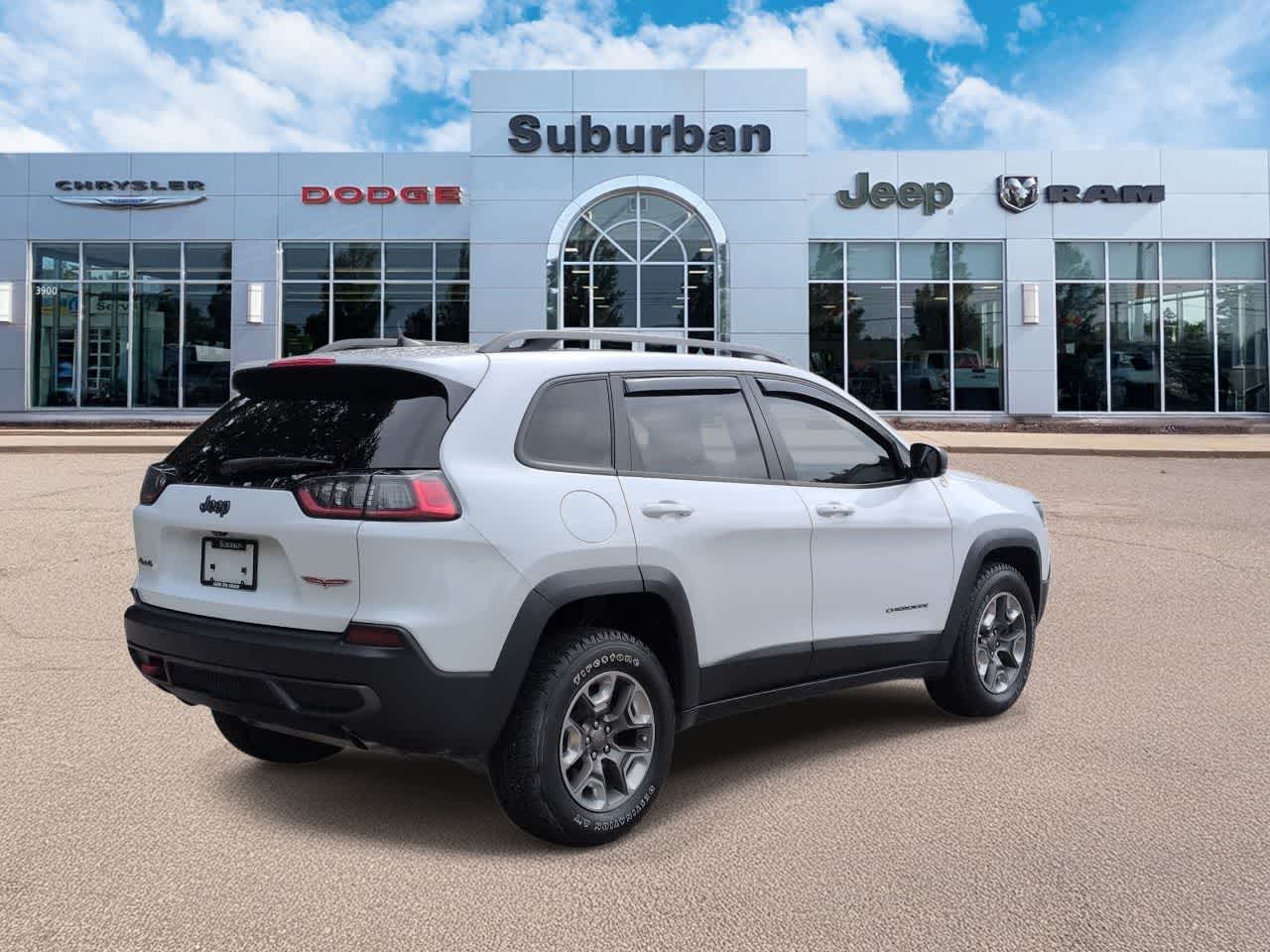 Thumbnail: 2020 Jeep Cherokee - 7