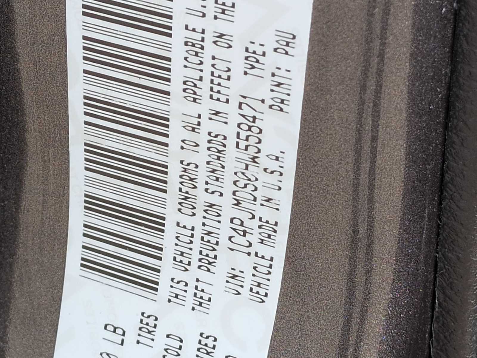 Thumbnail: 2017 Jeep Cherokee - 37