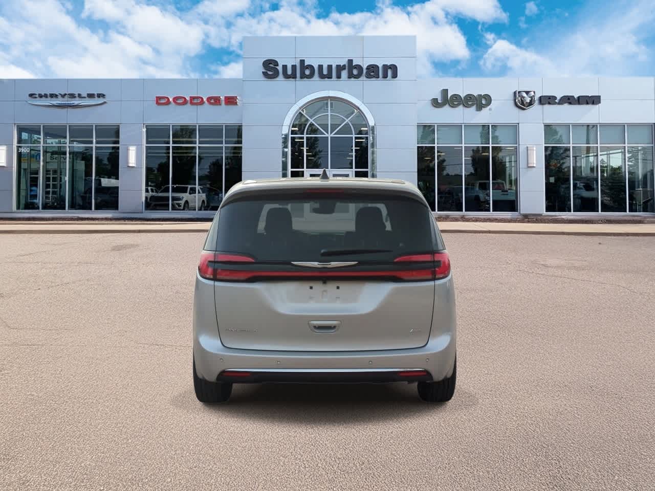 Thumbnail: 2026 Chrysler Pacifica - 7