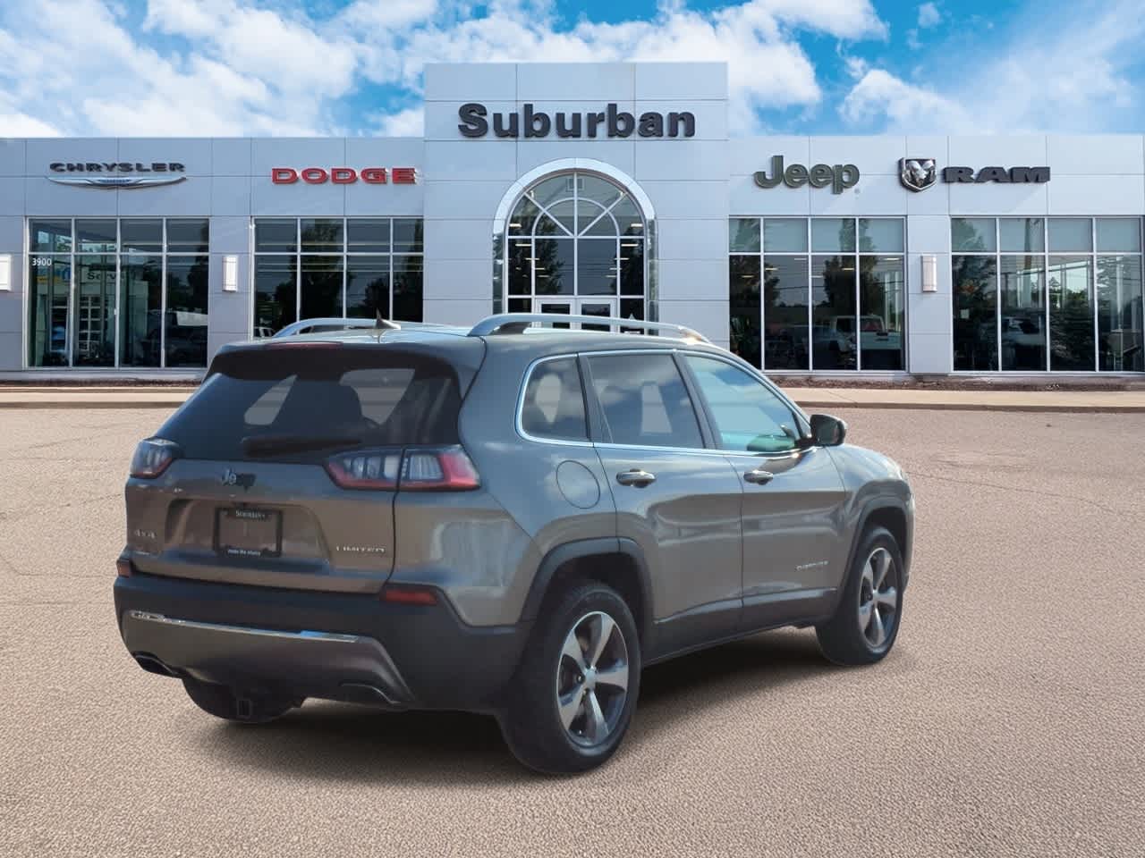Thumbnail: 2020 Jeep Cherokee - 8