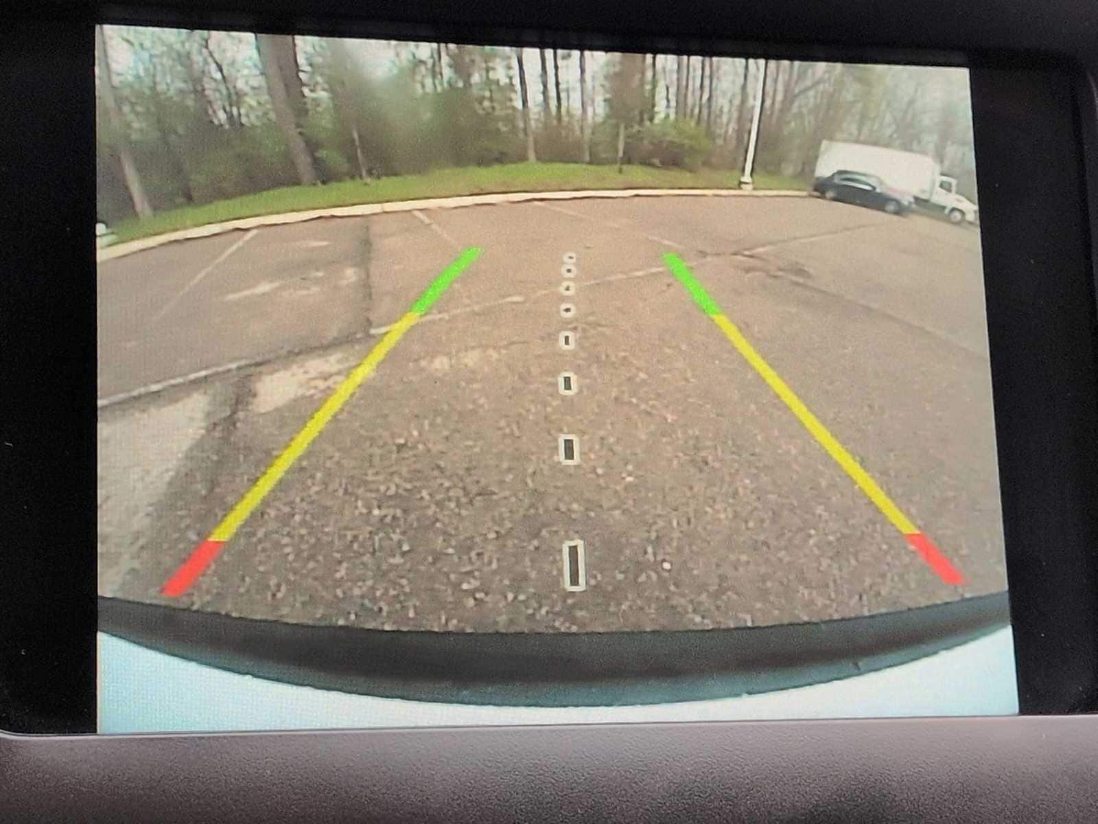 Thumbnail: 2019 Jeep Cherokee - 29