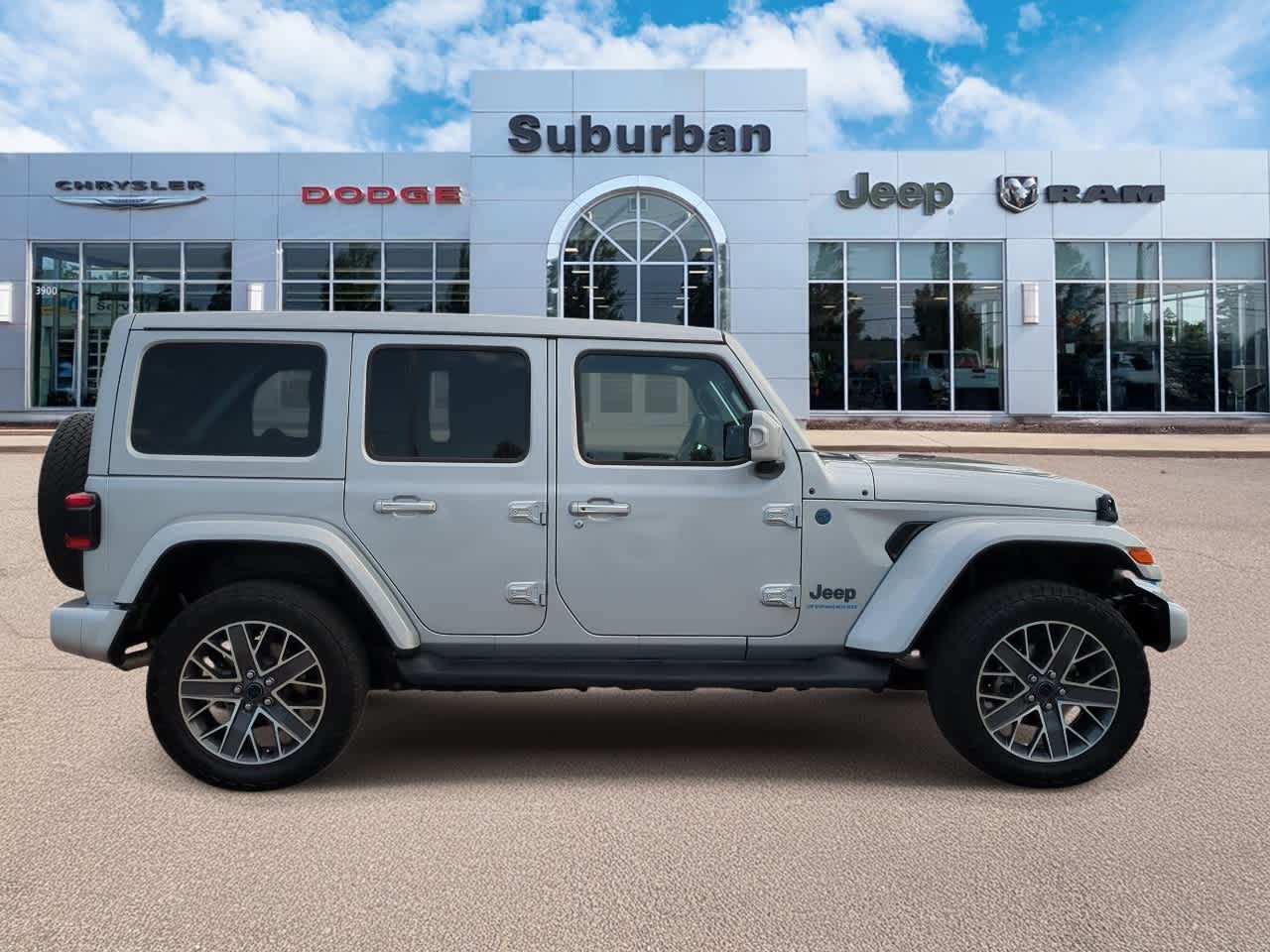 Thumbnail: 2024 Jeep Wrangler - 9