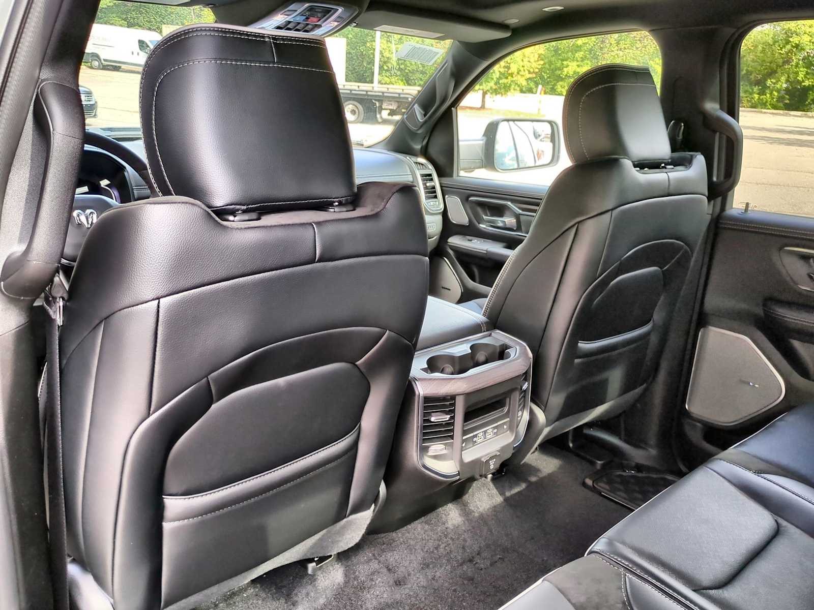 Thumbnail: 2026 RAM 1500 - 18