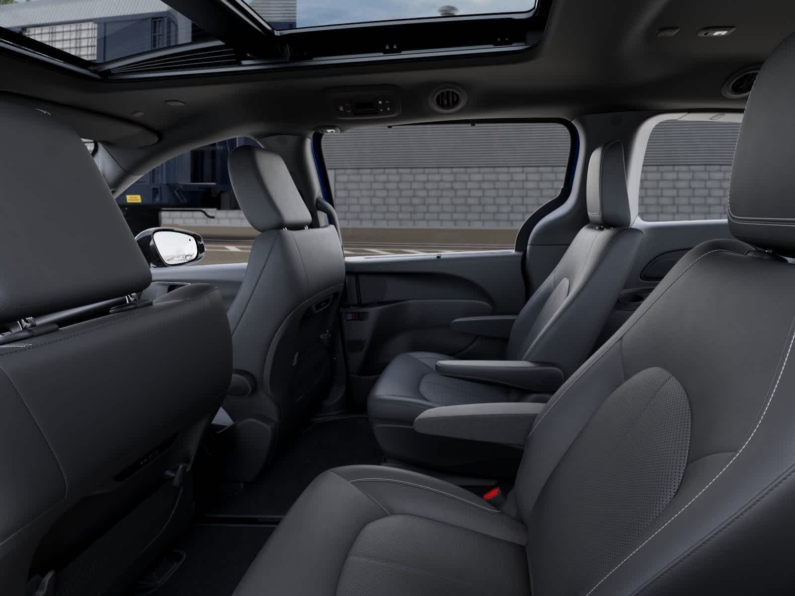 Thumbnail: 2026 Chrysler Pacifica - 23