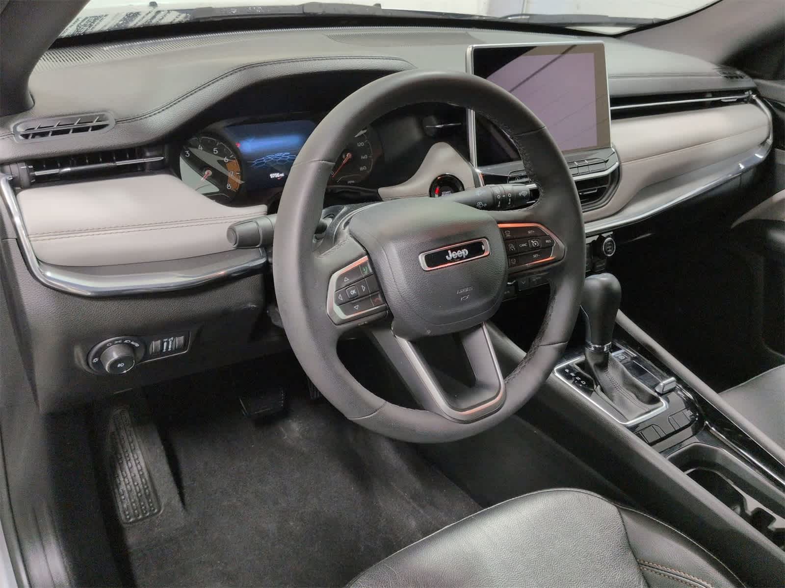 Thumbnail: 2023 Jeep Compass - 10