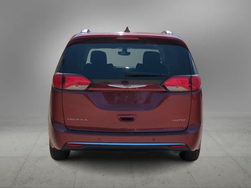 Thumbnail: 2020 Chrysler Pacifica - 7