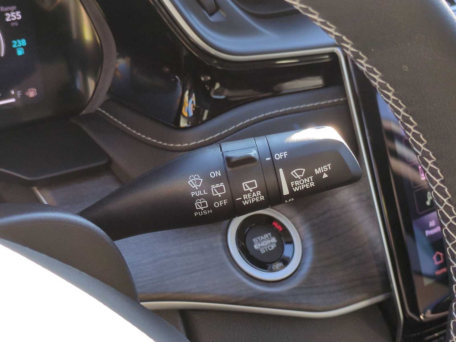 Thumbnail: 2024 Jeep Grand Cherokee - 28