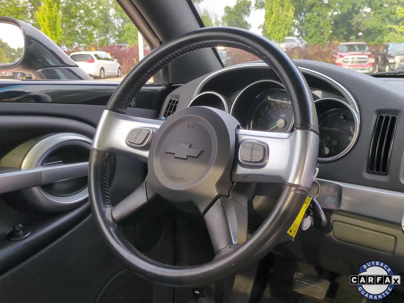 Thumbnail: 2005 Chevrolet SSR - 19