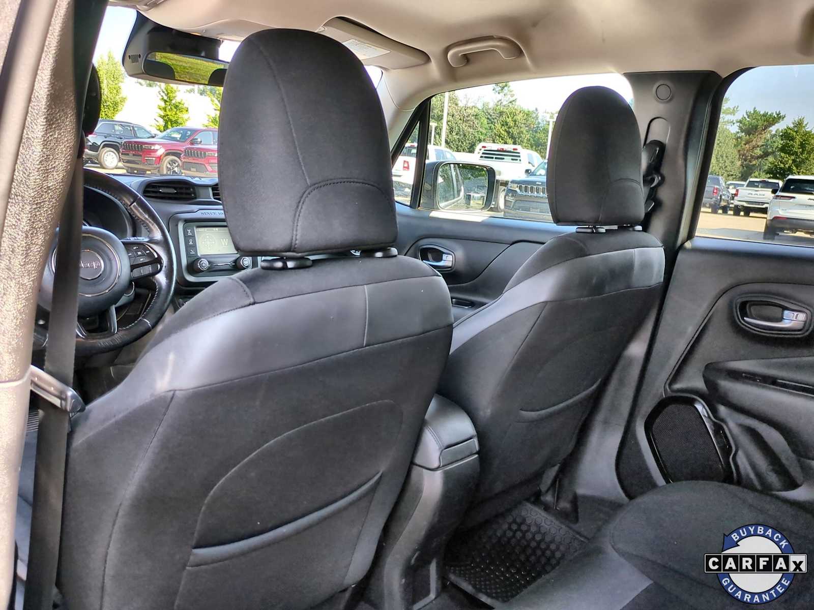 Thumbnail: 2017 Jeep Renegade - 19