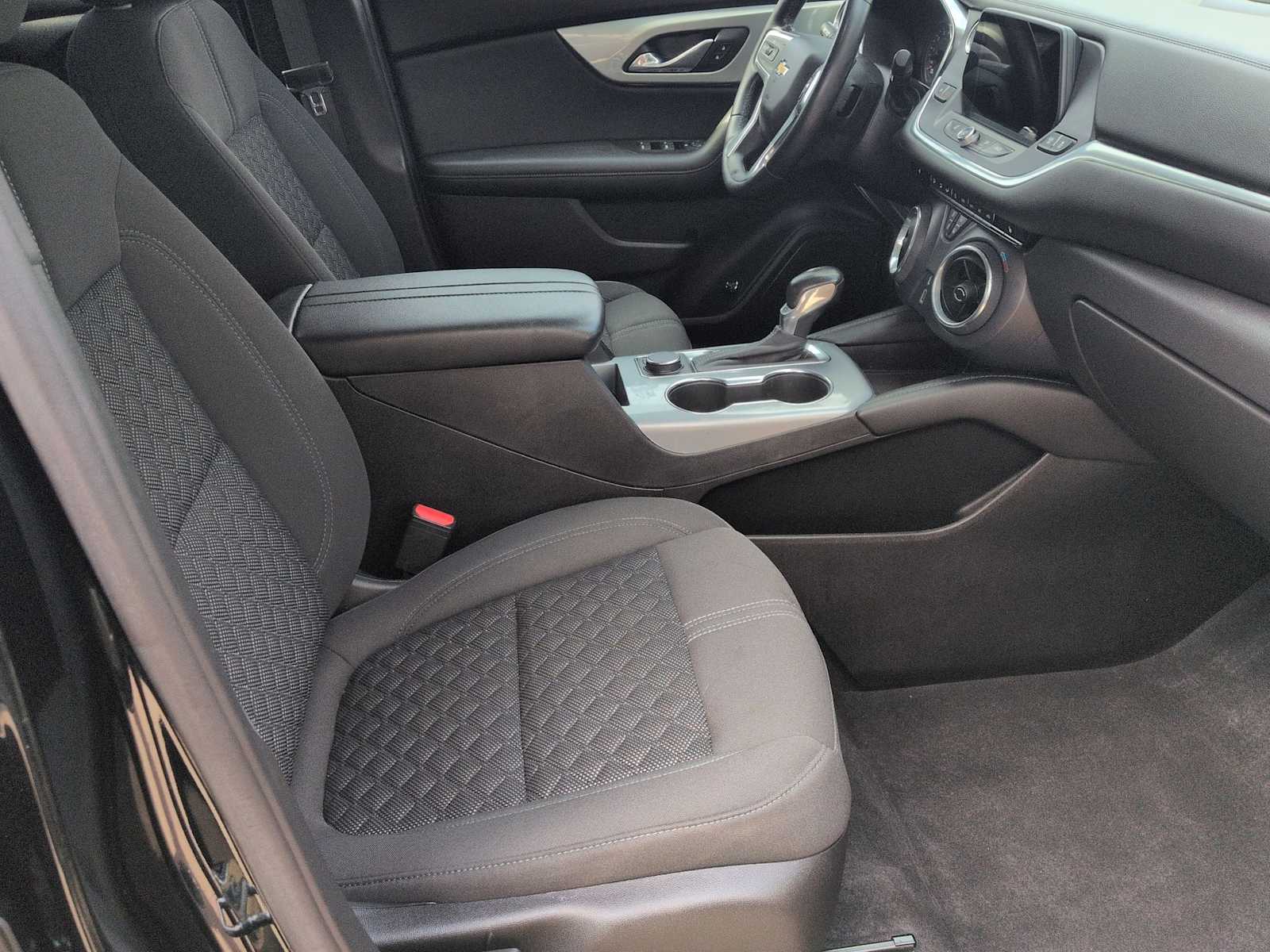 Thumbnail: 2020 Chevrolet Blazer - 22