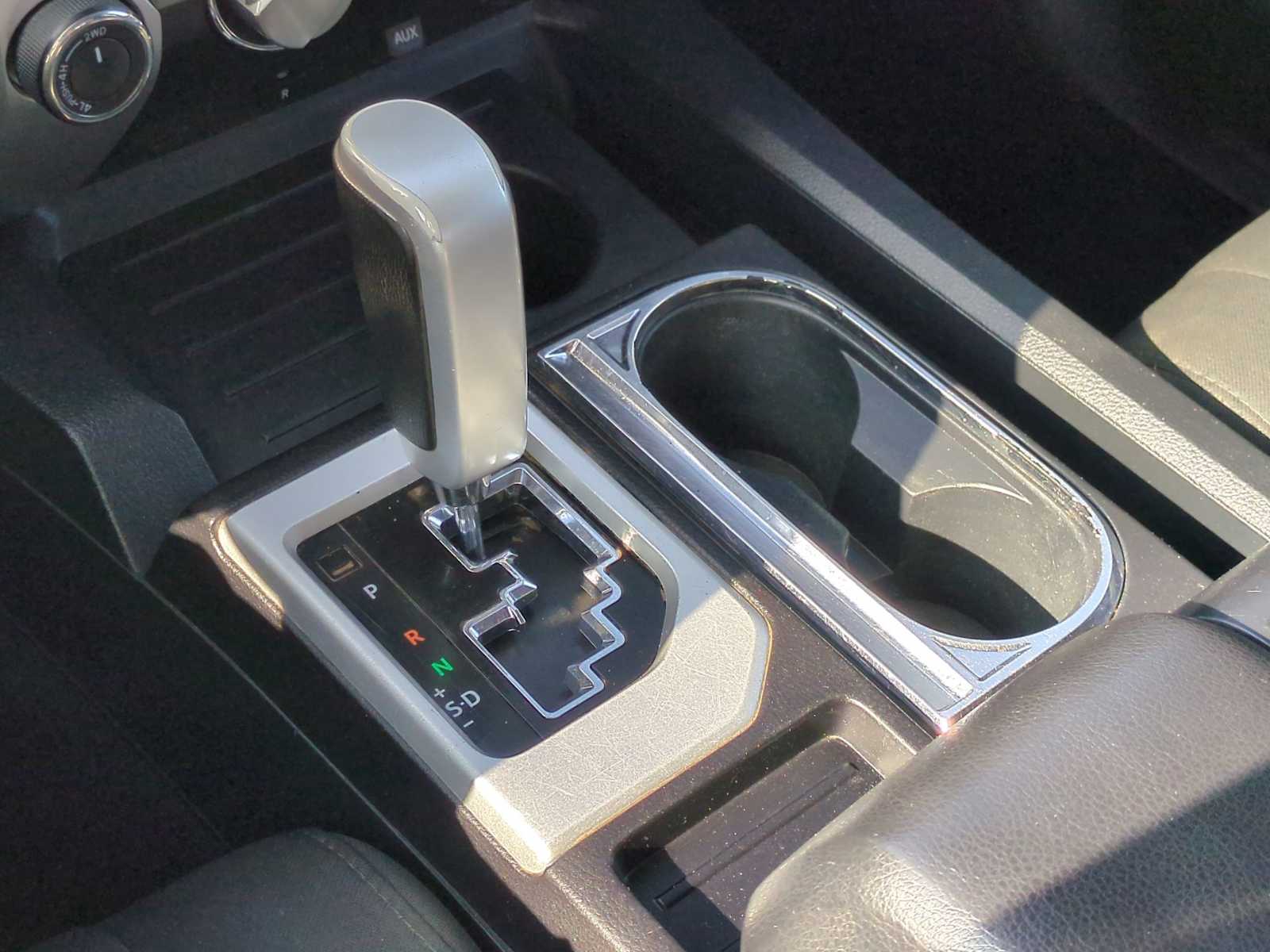 Thumbnail: 2018 Toyota Tundra - 33