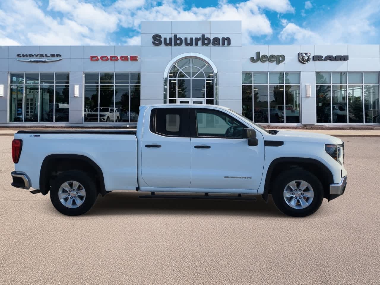 Thumbnail: 2023 GMC Sierra 1500 - 9