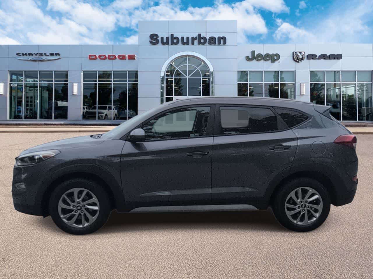 Thumbnail: 2017 Hyundai Tucson - 5