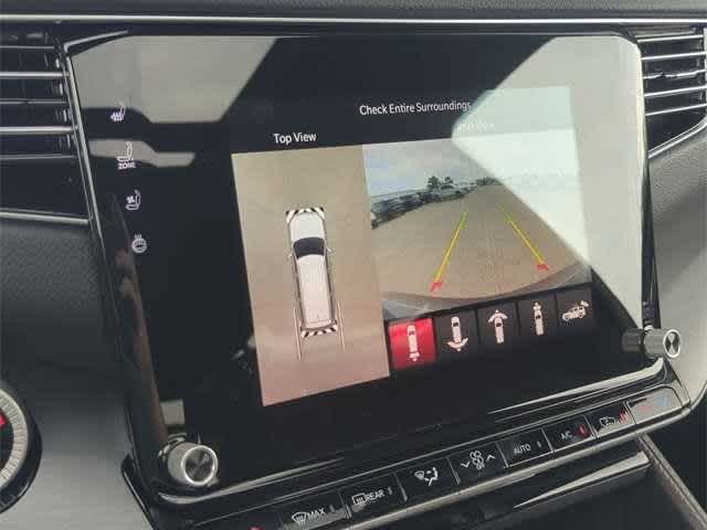 Thumbnail: 2025 Jeep Wagoneer - 33