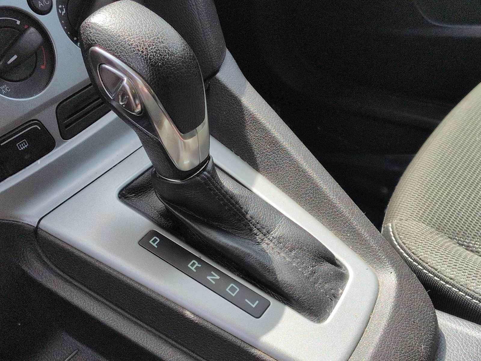 Thumbnail: 2012 Ford Focus - 28