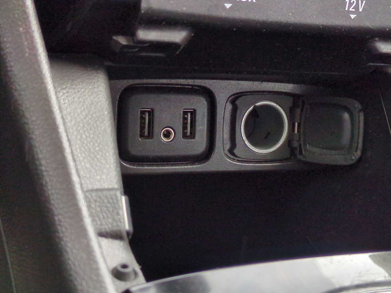 Thumbnail: 2019 Buick Encore - 32