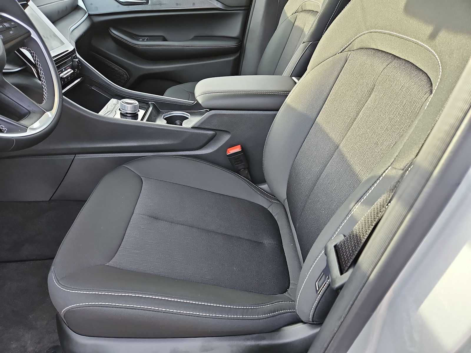 Thumbnail: 2025 Jeep Grand Cherokee - 22