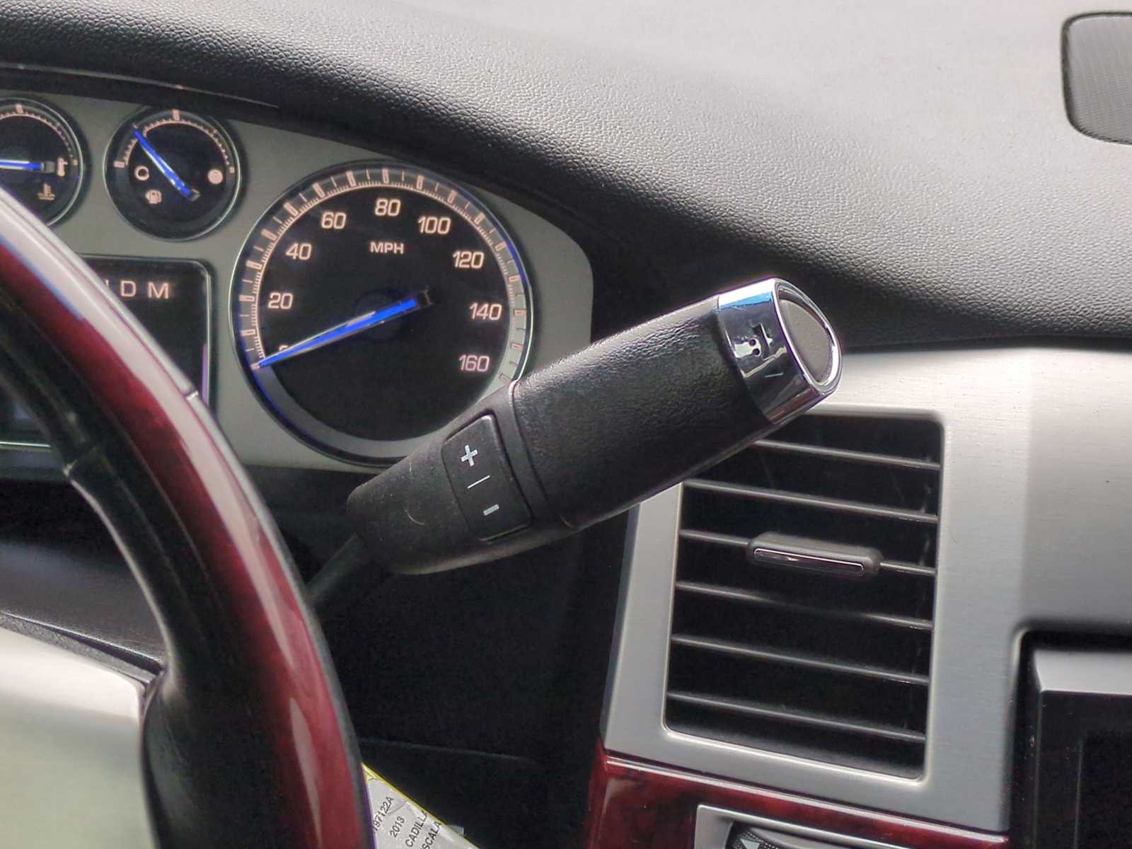 Thumbnail: 2013 Cadillac Escalade - 33