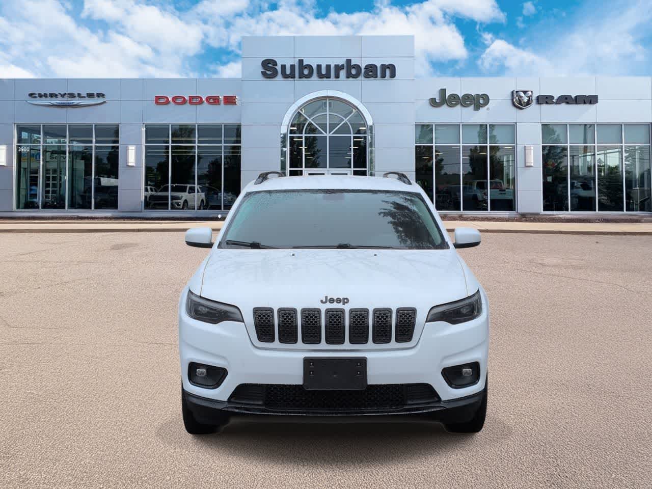 Thumbnail: 2019 Jeep Cherokee - 3