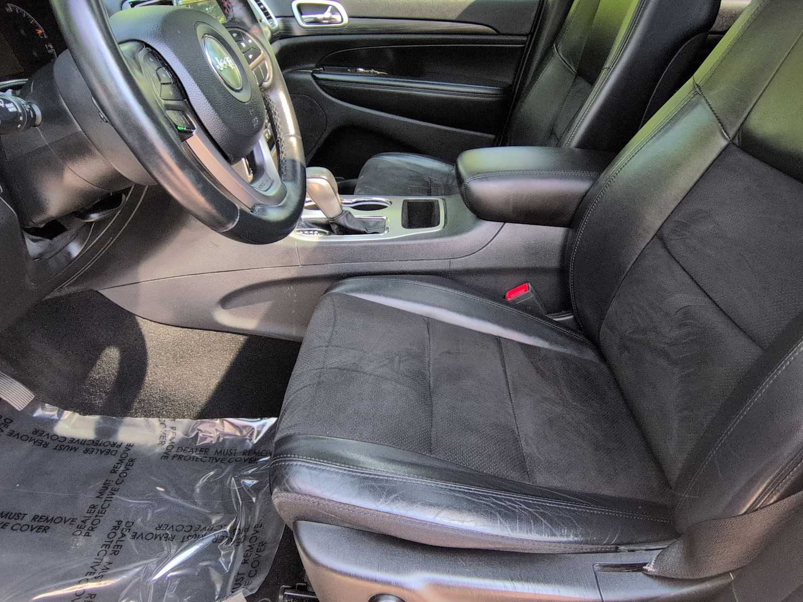 Thumbnail: 2019 Jeep Grand Cherokee - 17