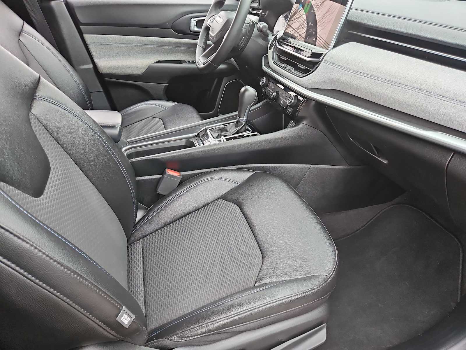 Thumbnail: 2024 Jeep Compass - 20