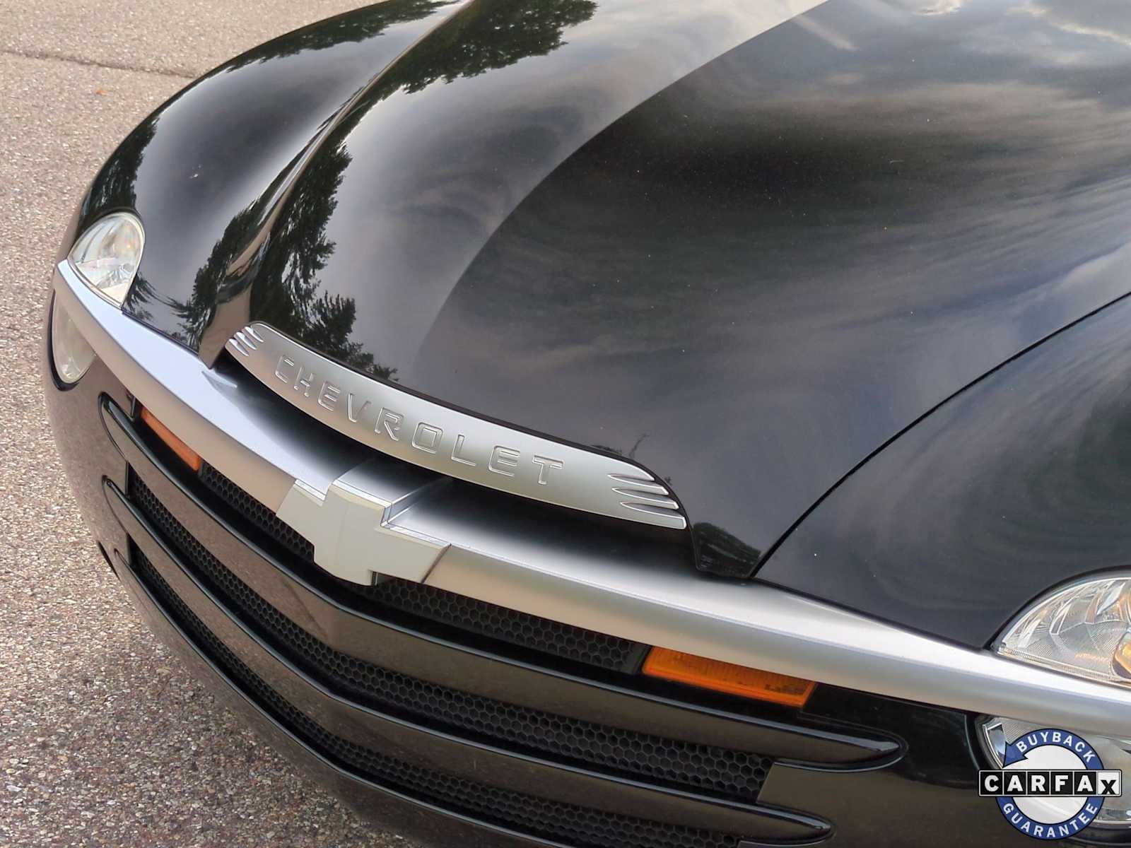 Thumbnail: 2005 Chevrolet SSR - 32