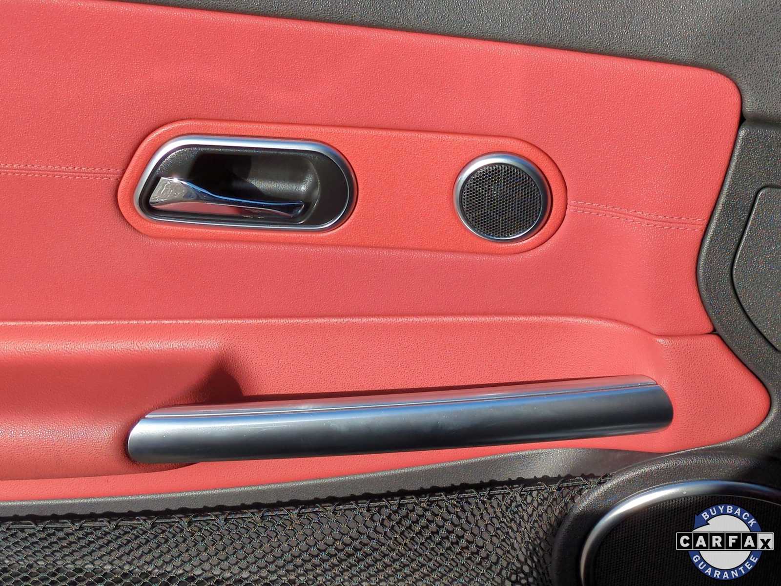 Thumbnail: 2007 Chrysler Crossfire - 16