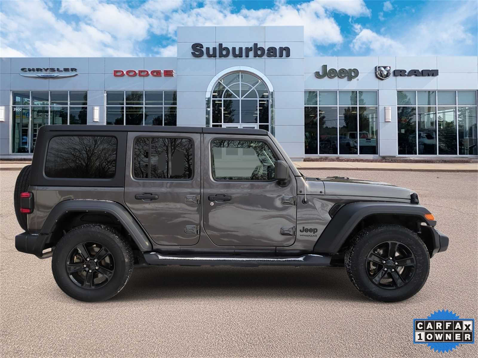 Thumbnail: 2022 Jeep Wrangler - 9