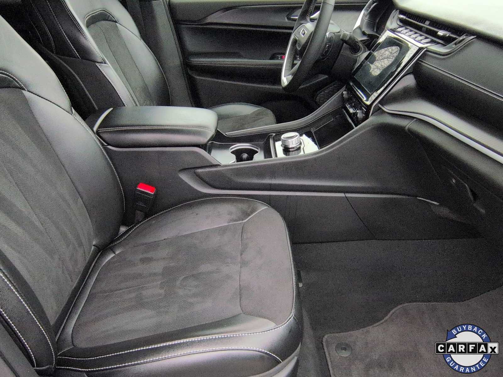 Thumbnail: 2024 Jeep Grand Cherokee - 30