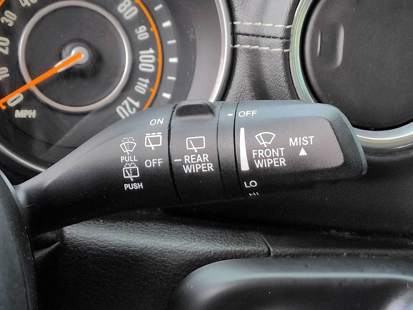 Thumbnail: 2018 Jeep Wrangler - 25