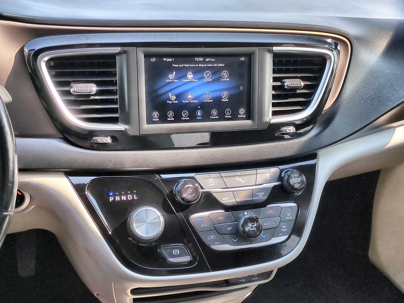 Thumbnail: 2019 Chrysler Pacifica - 28